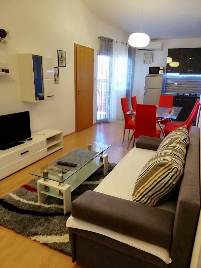 Poljanec Apartment